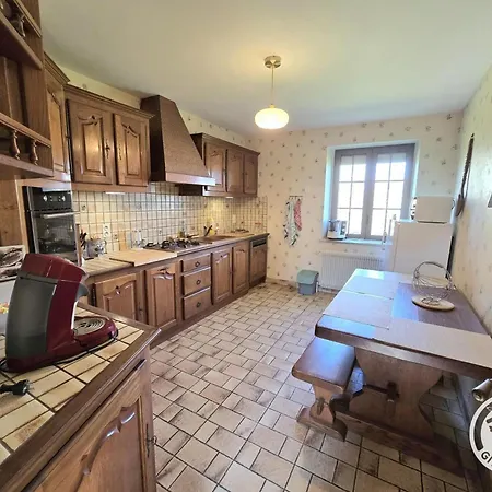 Vakantiehuis Maison Spacieuse, Parking - 6 Pers. - Fr-1-616-567