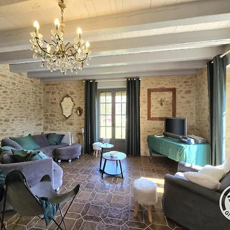 Vakantiehuis Maison Spacieuse, Parking - 6 Pers. - Fr-1-616-567