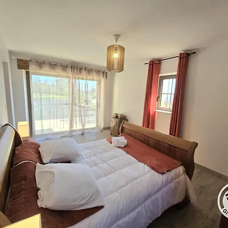 Vakantiehuis Maison Spacieuse, Parking - 6 Pers. - Fr-1-616-567 Sireuil (Dordogne)