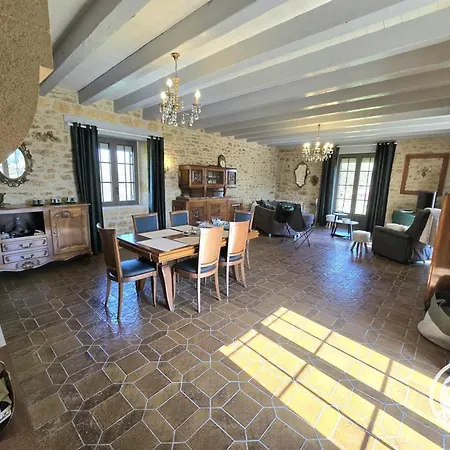 Maison Spacieuse, Parking - 6 Pers. - Fr-1-616-567 *
