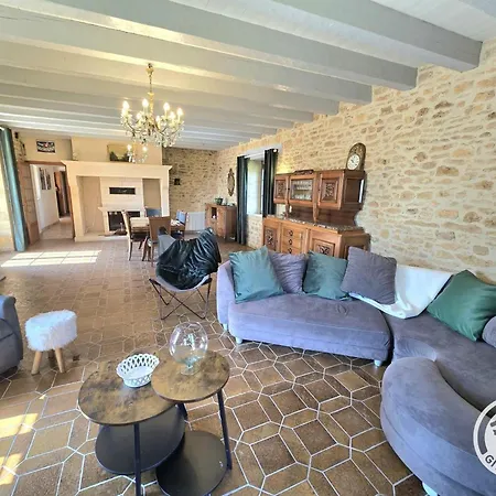 Maison Spacieuse, Parking - 6 Pers. - Fr-1-616-567 Sireuil (Dordogne)